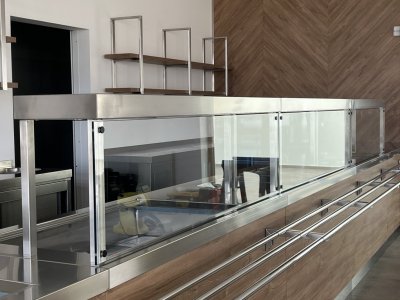 TLC önkiszolgáló pultsor