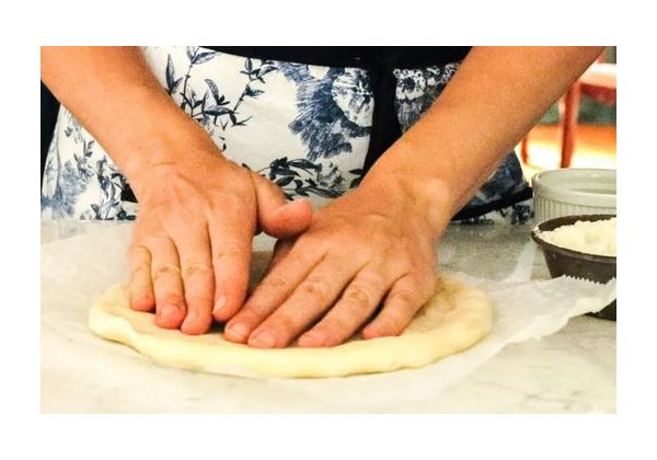 Pizza asztalok- pizza előkészítő hűtött munkaasztalok és pultok