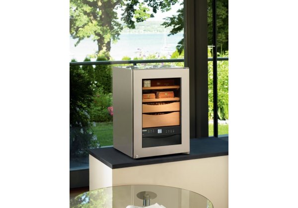 Liebherr ZKes 453 - üvegajtós Humidor / szivar tároló szekrény temperált, pára szabályzott